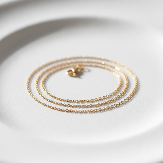 Chaînette Délicate en Or