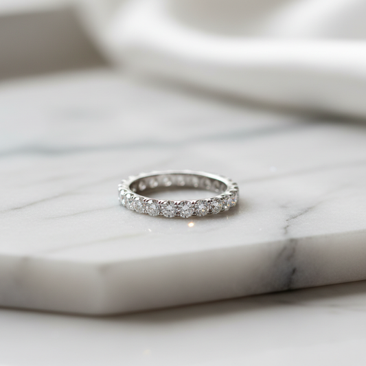 Alliance éternité avec tour complet de diamants