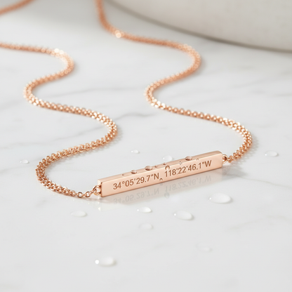Collier GPS affiché barre pendentif coordonnées chaîne